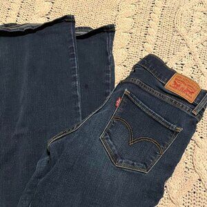 Dark wash Levi's 315 shaping bootcut jeans. Great...